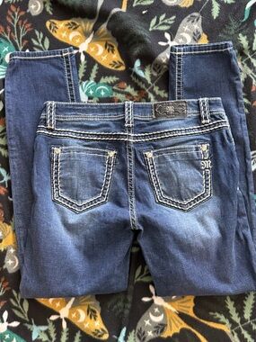 Miss Me Easy Super Skinny Jeans Mid Rise Medium Wash Super Stretch Size 30